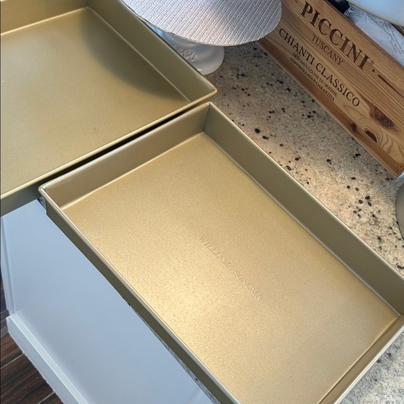 WILLIAMS SONOMA SHEET PANS SET 2